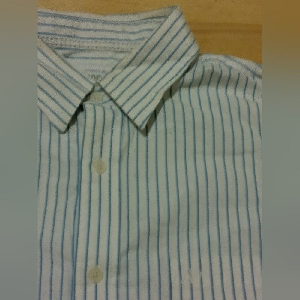 ·Aeropostale Long Sleeves Button Down, Medium